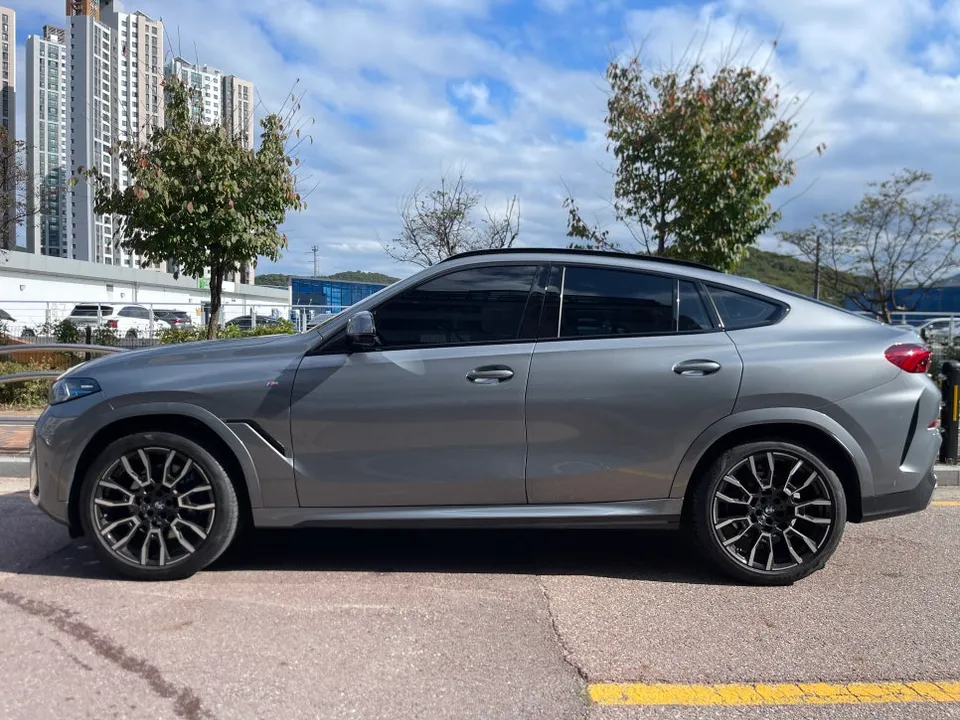 BMW X6のPPF施工事例｜費用目安と仕上がり 施工写真 2-1