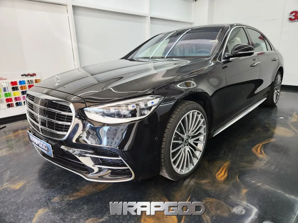 Mercedes-Benz S-Class PPF施工事例:費用目安と仕上がり 施工写真 1-2