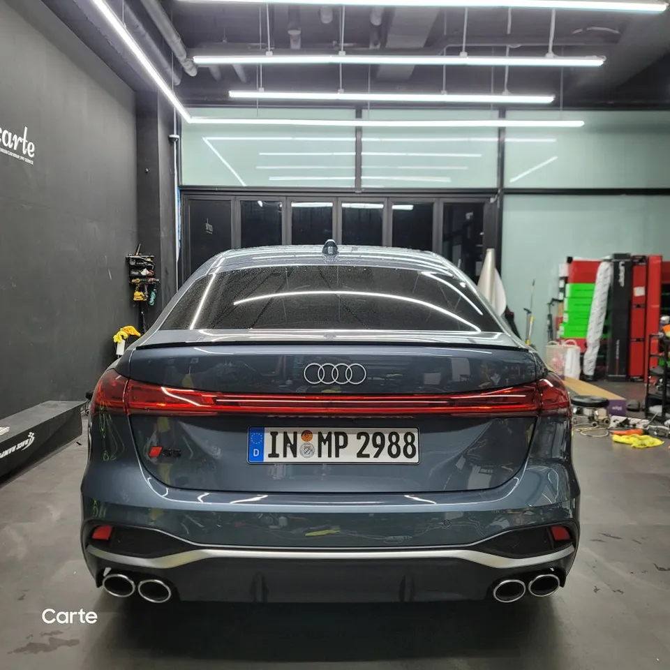 Audi S5 PPF施工事例：韓国での実例と費用目安 施工写真 3-1