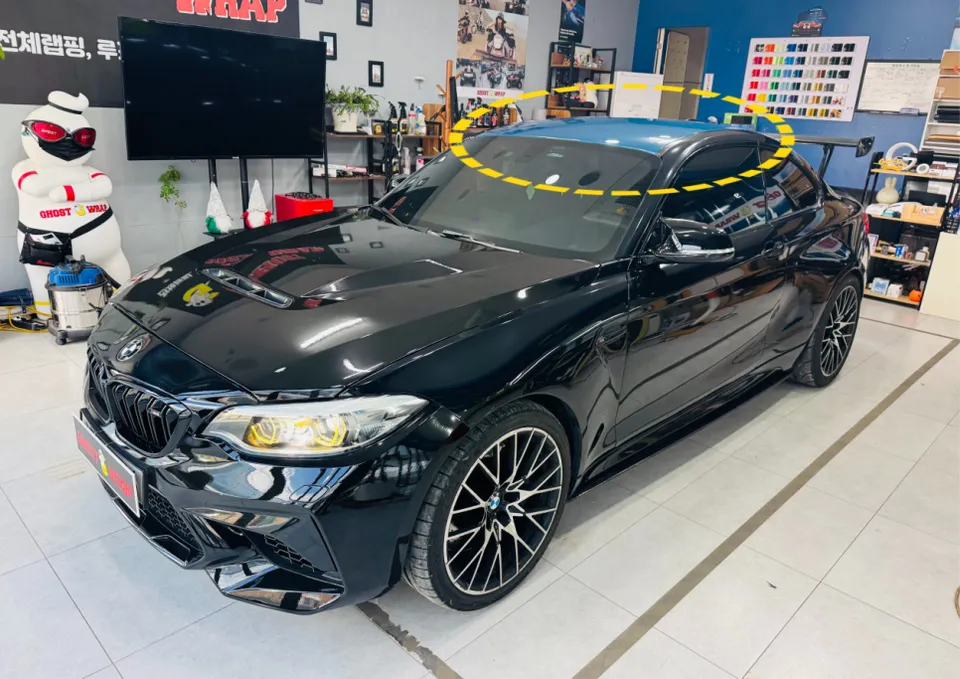 BMW M2のPPF施工事例｜カーボン調フィルムで高級感アップ 施工写真 3-1