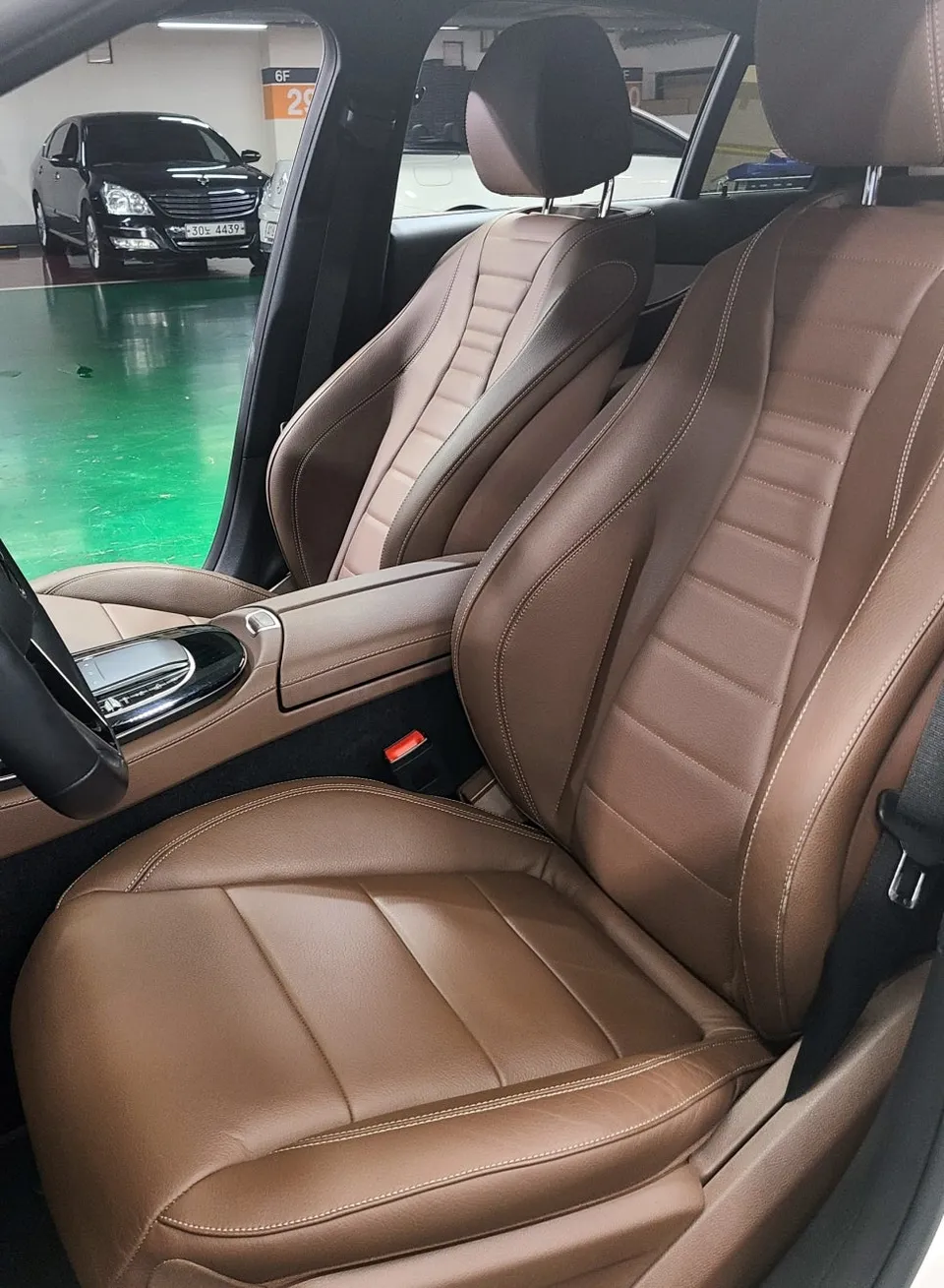 Mercedes-Benz E-Class seat ventilation - Mercedes-Benz E-Class Seat Ventilation & Heating Review photo 6