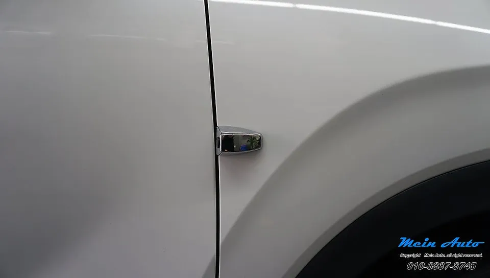 Hyundai Palisadeのドライブレコーダー取付事例 施工写真 2-2