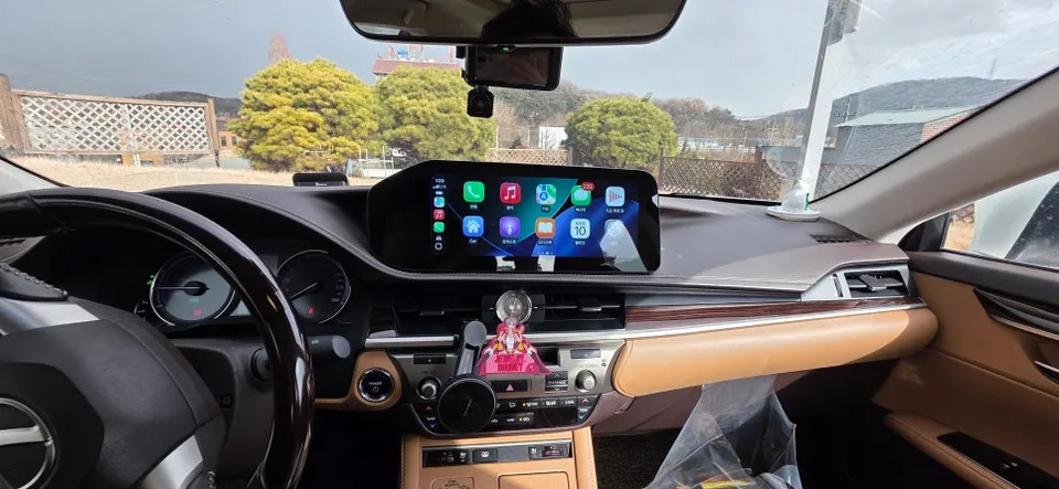 Lexus ESのAndroid Auto・CarPlay取付事例 施工写真 4-1