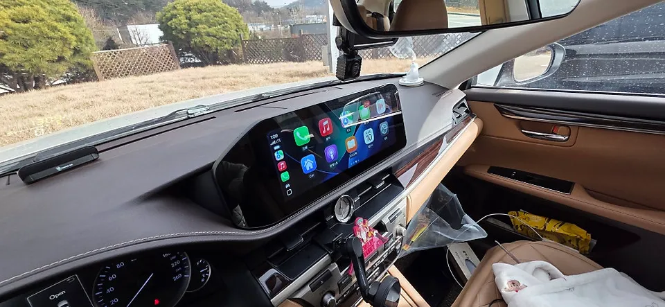 Lexus ESのAndroid Auto・CarPlay取付事例 施工写真 2-2