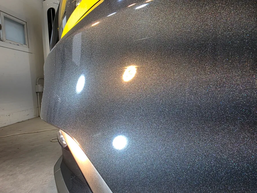 Hyundai Azeraのガラスコーティング事例|費用目安と仕上がり 施工写真 1-3