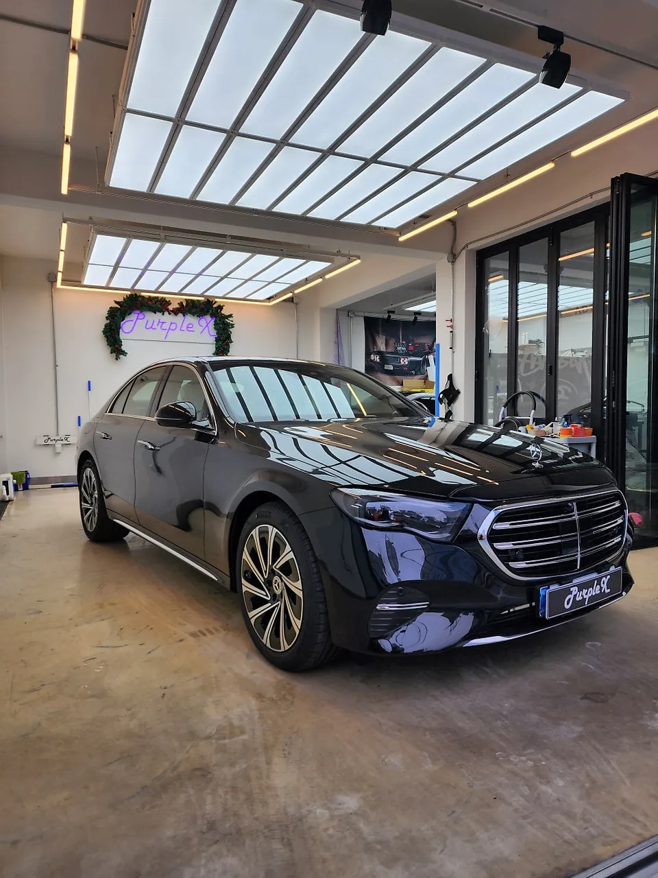 メルセデス・ベンツ Eクラス W213 PPF施工事例 施工写真 2-1