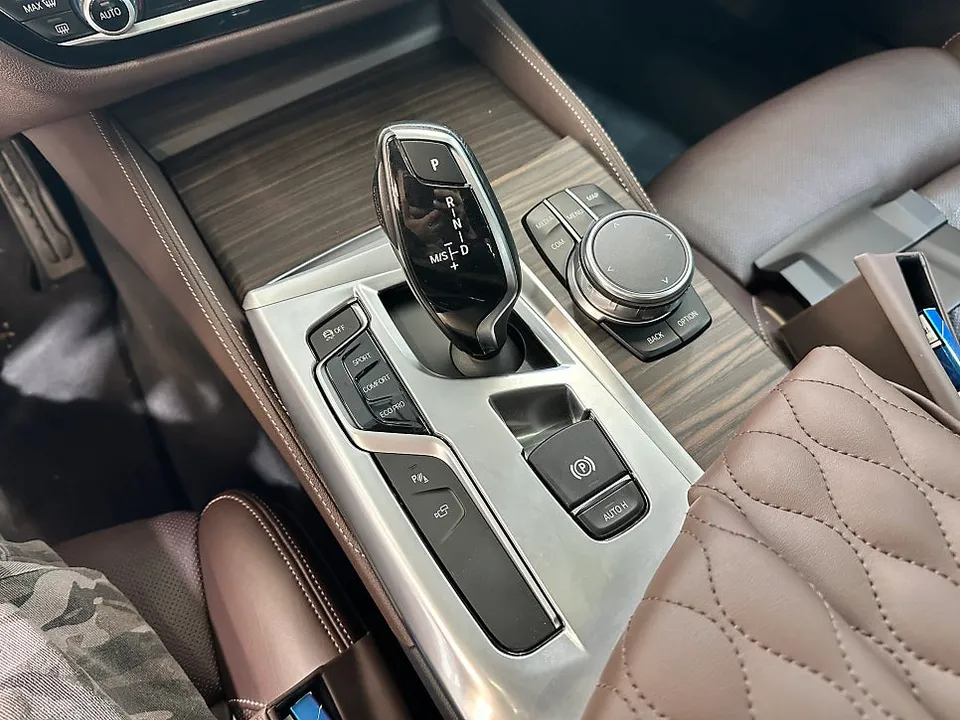 BMW 3 Series G20 カーラッピング事例｜費用目安・仕上がり 施工写真 2-3