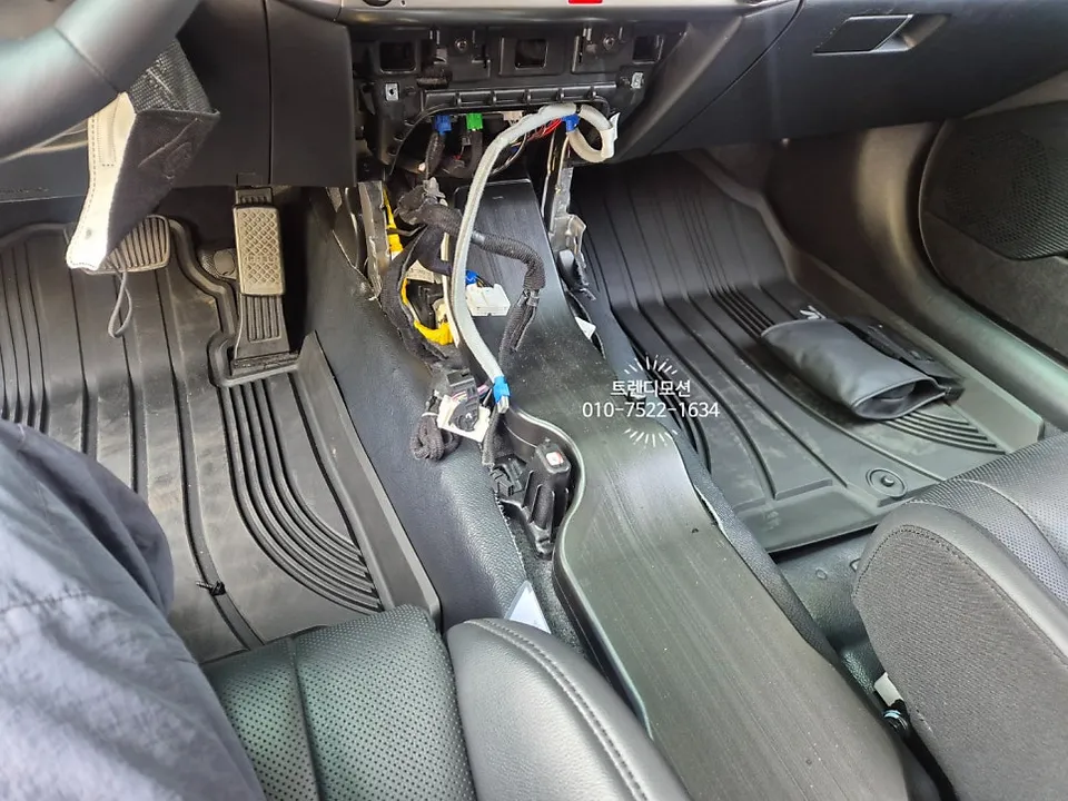Hyundai Grandeur GN7 ambient lighting - Hyundai Grandeur GN7 Ambient Lighting Review — Cost & Results photo 3