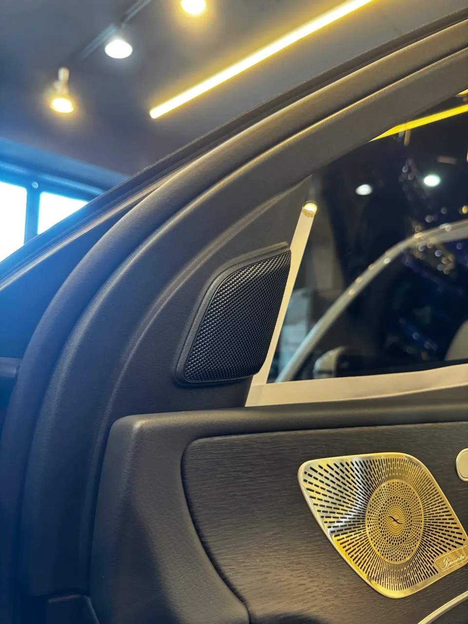 Mercedes-Benz GLE W167 ambient lighting - Mercedes-Benz GLE Ambient Lighting Upgrade - Enhanced Interior LE photo 4