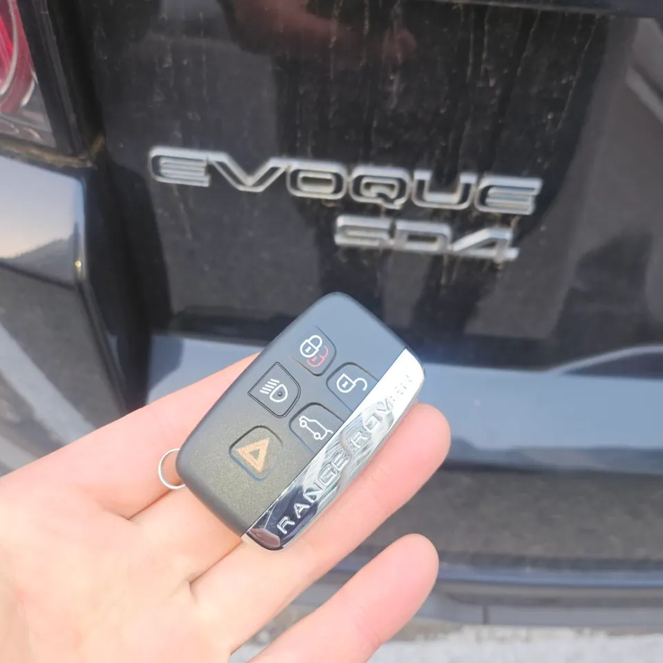 Land Rover Evoque OEM Options Review: Cost & Results photo 2