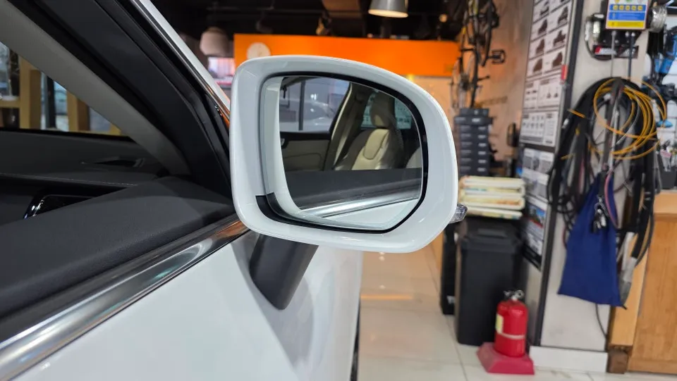 Volvo XC60のPPF施工事例｜費用目安と仕上がり 施工写真 3