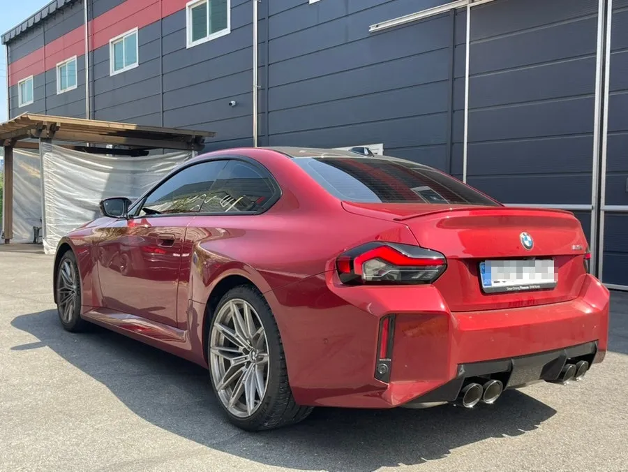 BMW M2 G87 wheel repair - BMW M2 G87 Wheel Customization Review — Gloss Black Powder Coat photo 4