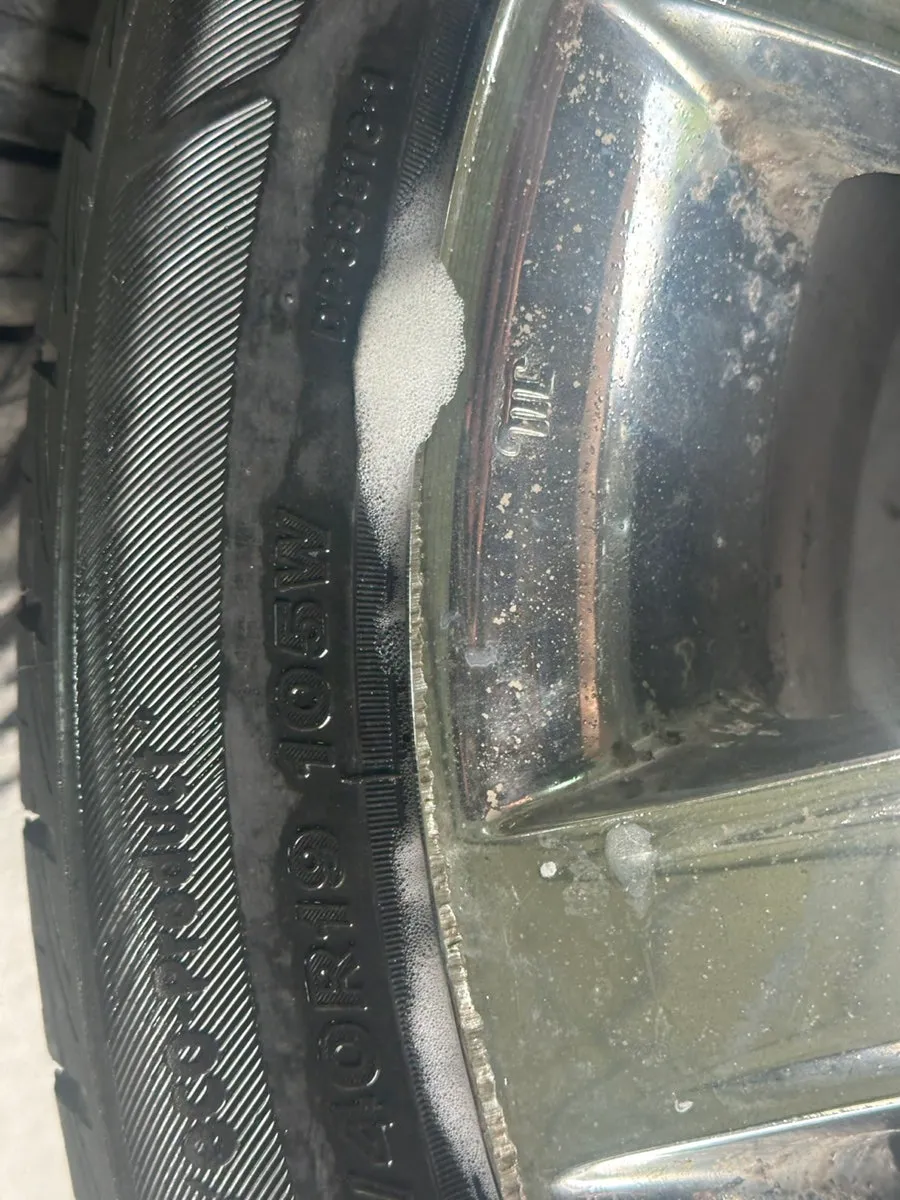 Hyundai Equus wheel repair - Hyundai Equus Wheel Repair Review — Cost & Results photo 4