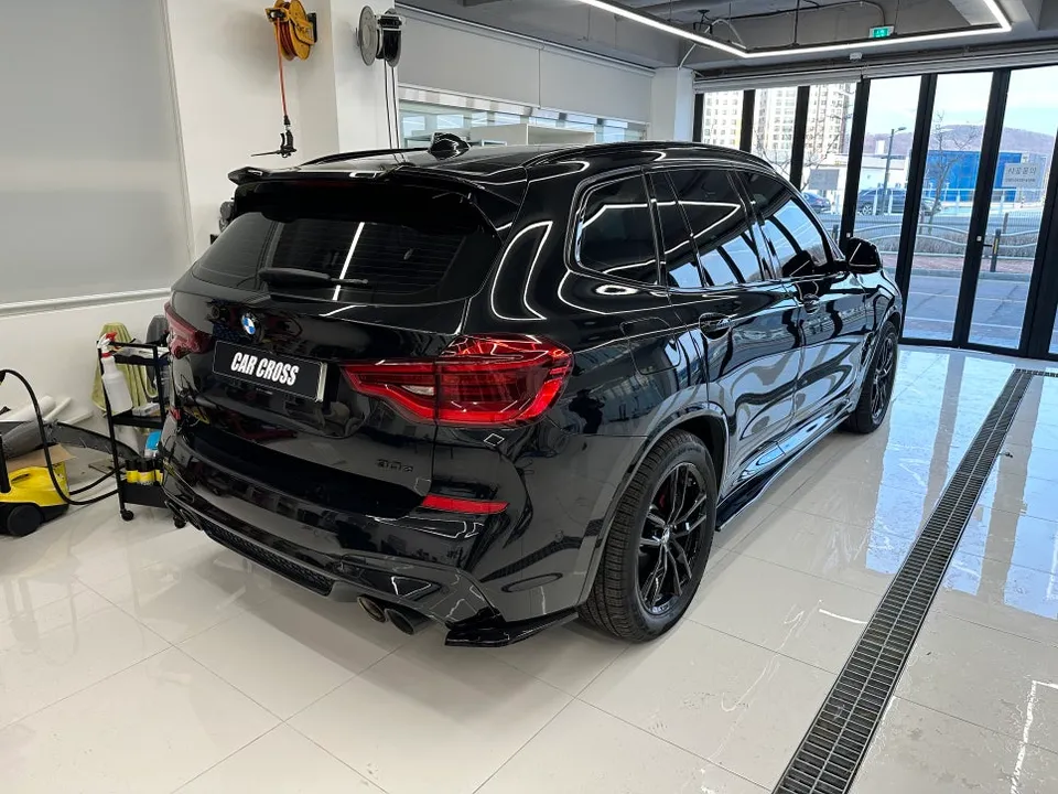 BMW X3 vinyl wrap - BMW X3 Vinyl Wrap Review: Cost & Results photo 4