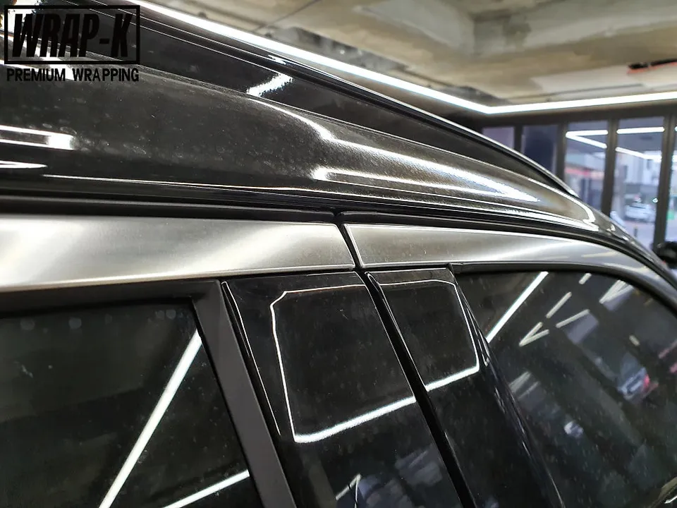 Hyundai Palisade vinyl wrap - Hyundai Palisade Vinyl Wrap Review: Chrome Delete photo 4