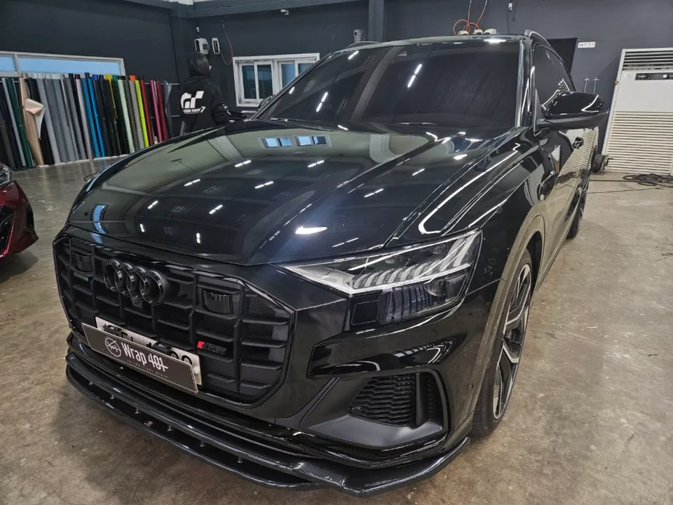 Audi Q8のPPF施工事例｜費用目安と仕上がり 施工写真 2-1