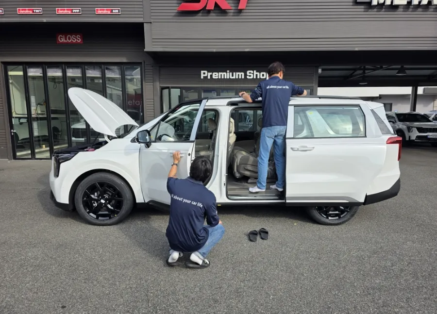Kia Carnival KA4 new car package - Kia Carnival KA4 New Car Package Installation Review — Cost photo 4