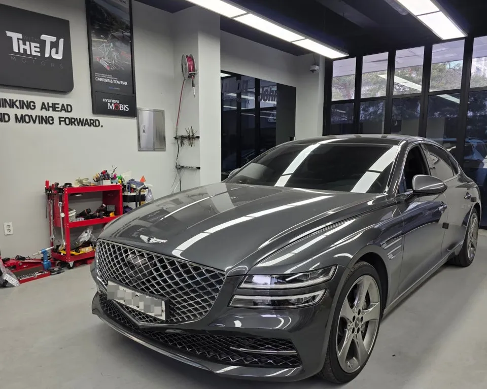 Genesis GV80 Window Tinting Review — Enhanced Style & Comfort Before