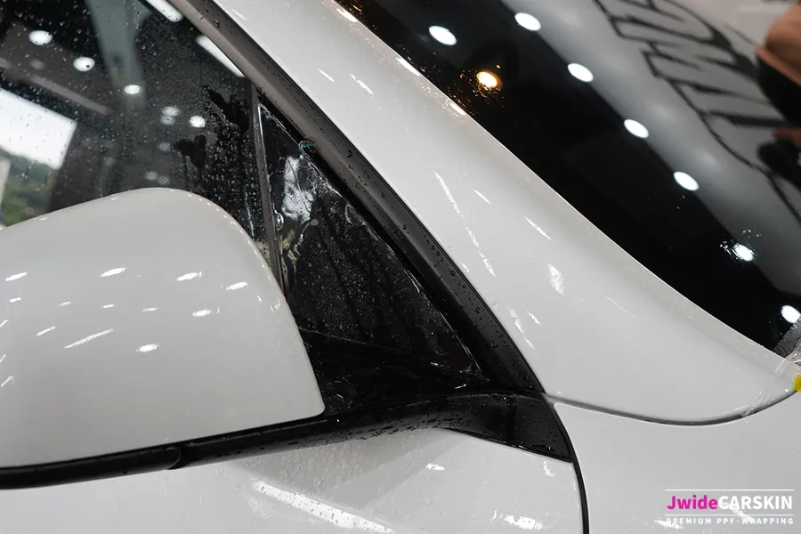 Tesla Model Y PPF施工事例：費用目安と仕上がり 施工写真 3-3