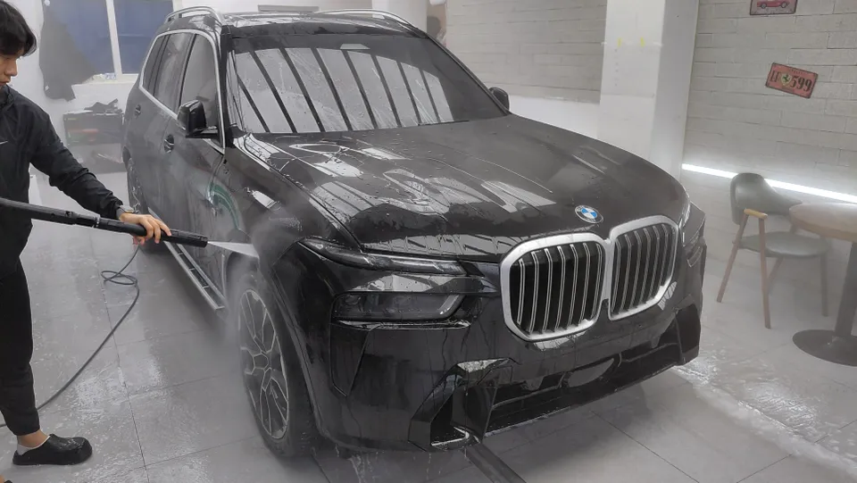BMW X7の無光PPF施工事例｜高級感ある仕上がり 施工写真 1-1