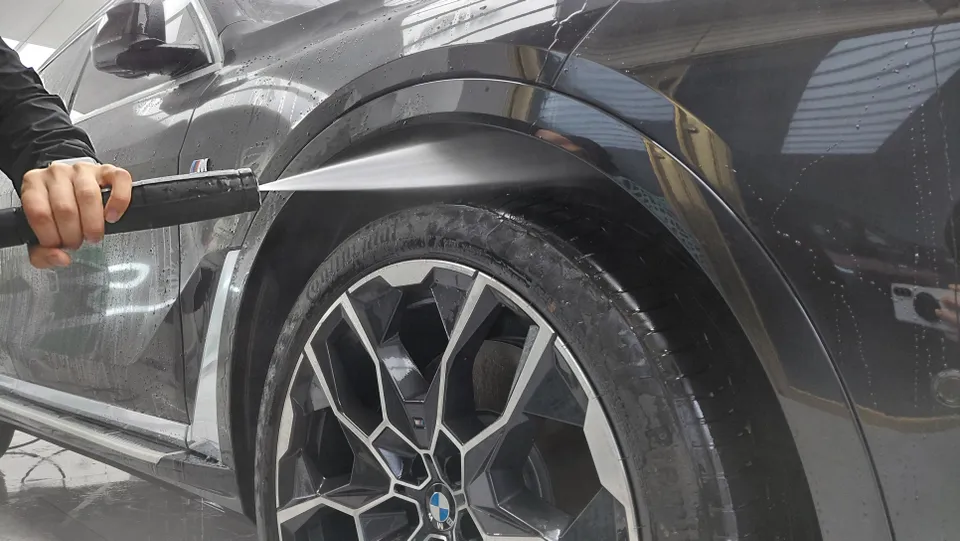 BMW X7の無光PPF施工事例｜高級感ある仕上がり 施工写真 2-1