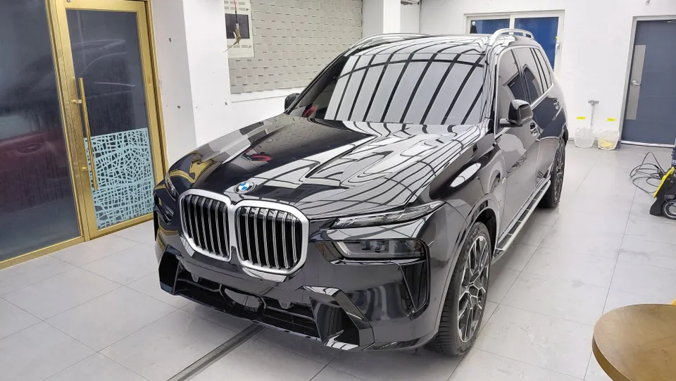BMW X7の無光PPF施工事例｜高級感ある仕上がり 施工写真 2-3