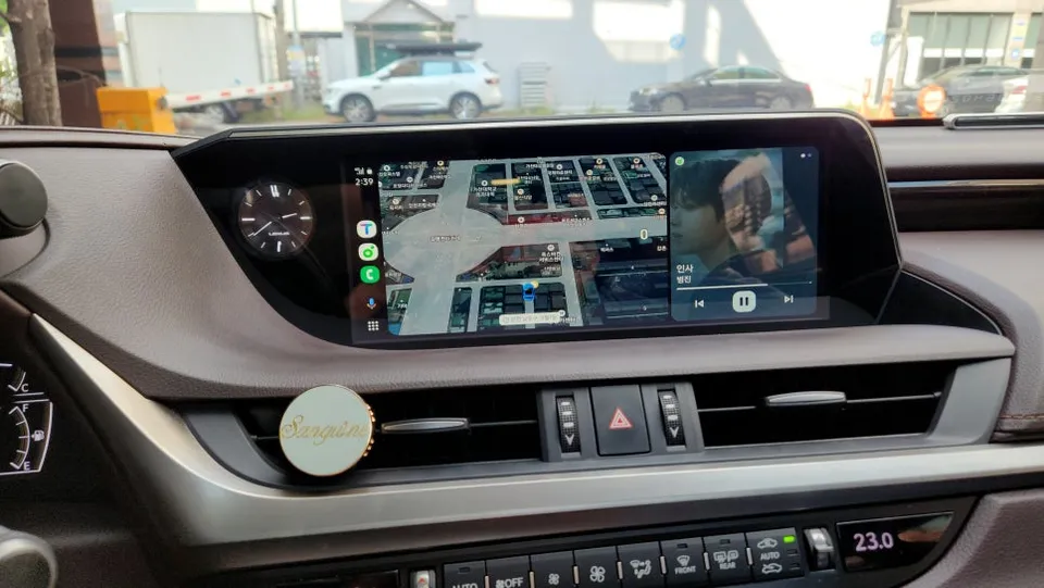Lexus ES 300h ambient lighting - Lexus ES 300h Ambient Lighting Review — Cost & Results photo 4