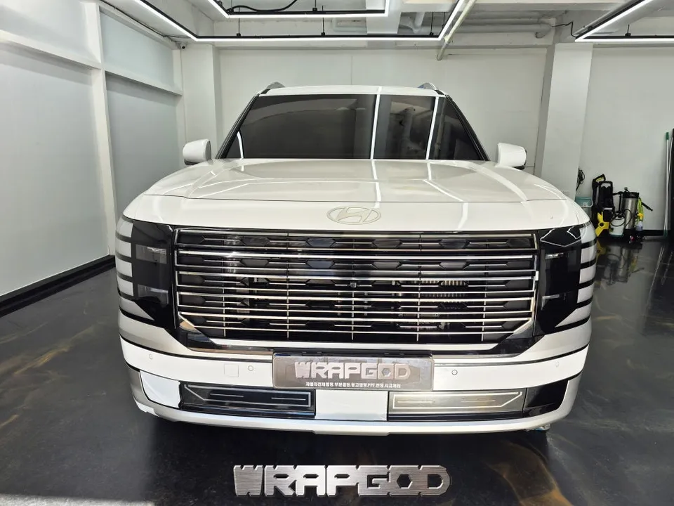 Hyundai Palisade LX3 Vinyl Wrap Review: Chrome Delete Transformat photo 2