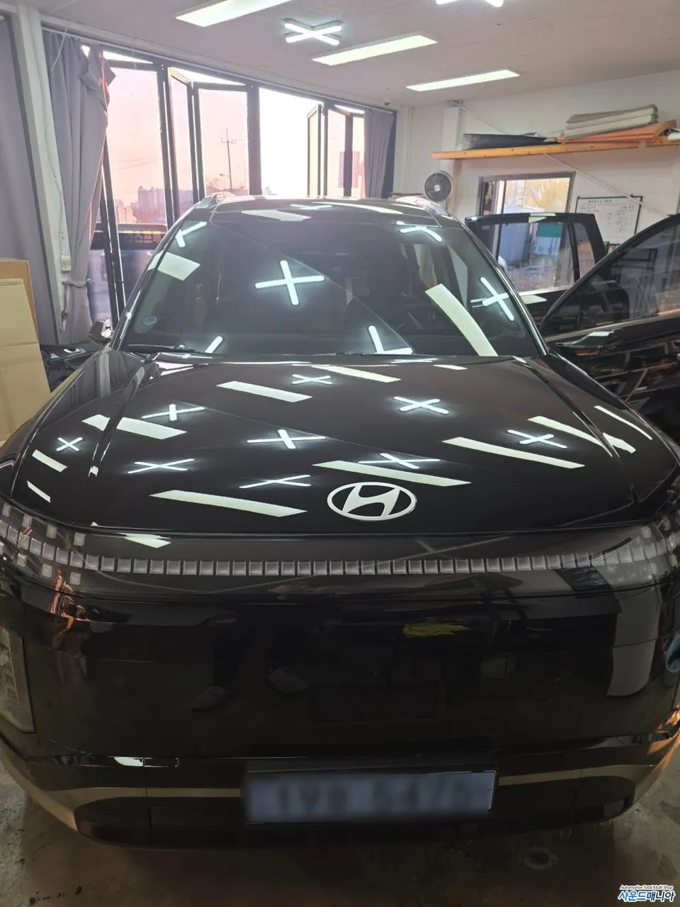 Hyundai IONIQ 9 OEM Options Review — Soft Closing Doors