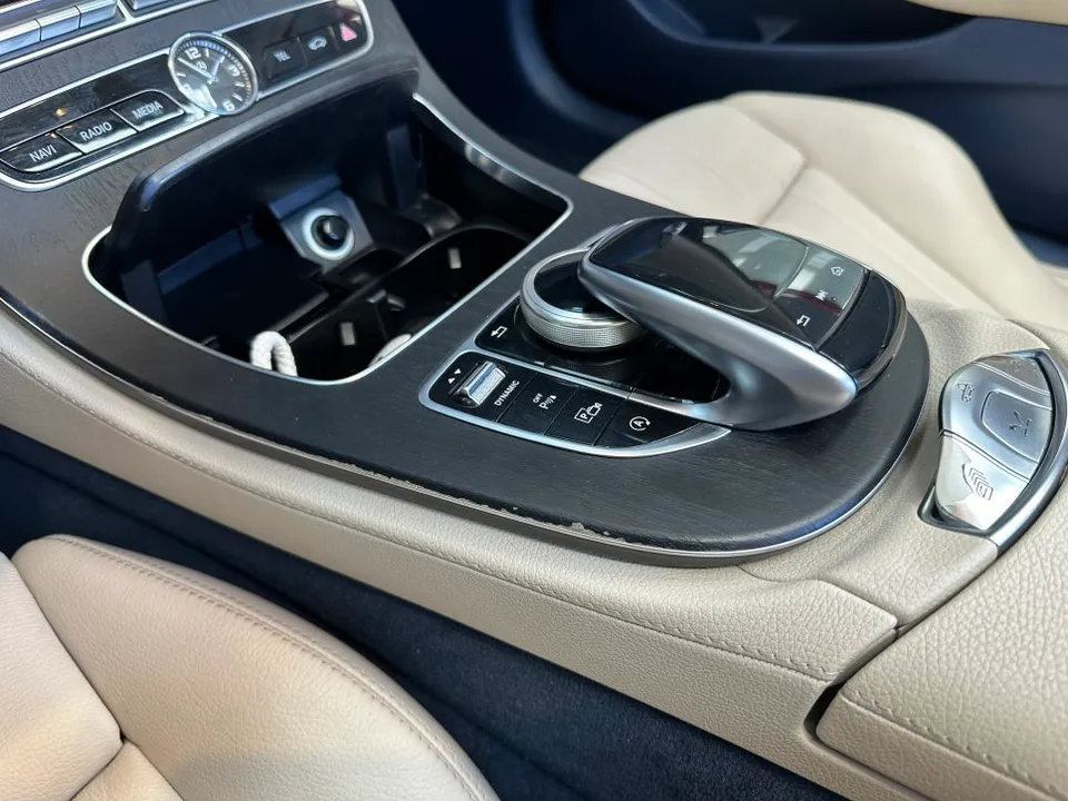 Mercedes-Benz E-Class W213 interior customization - Mercedes-Benz E-Class W213 Interior Customization Review photo 4