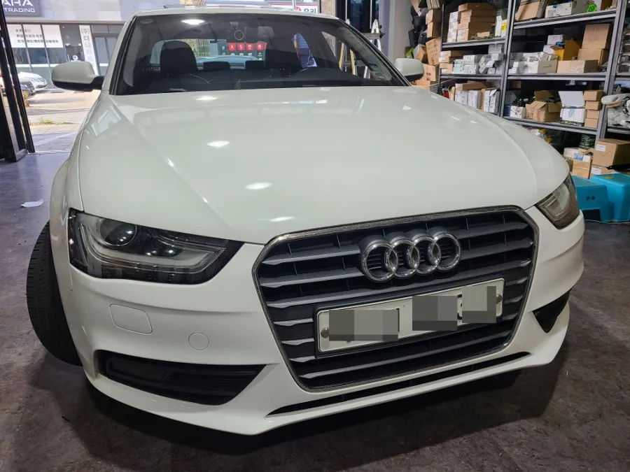 Audi A4 B8.5 body kit - Audi A4 B8.5 Grille Tuning Review: Dramatic Front Grille Upgrade photo 4