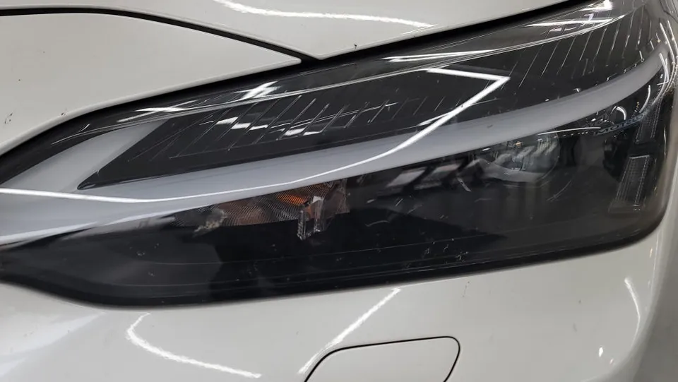 Lexus NXのガラスコーティング事例 施工写真 4-1