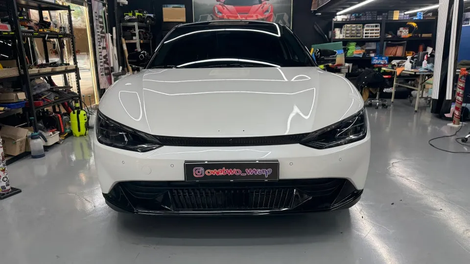 Kia EV6 vinyl wrap installation result