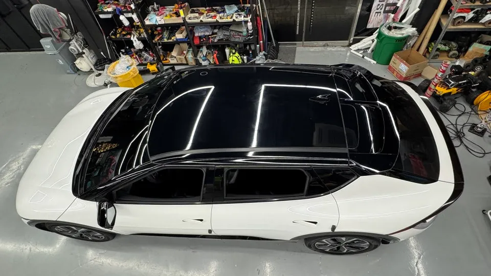 Kia EV6 vinyl wrap - Kia EV6 Vinyl Wrap Review: Cost & Results photo 5