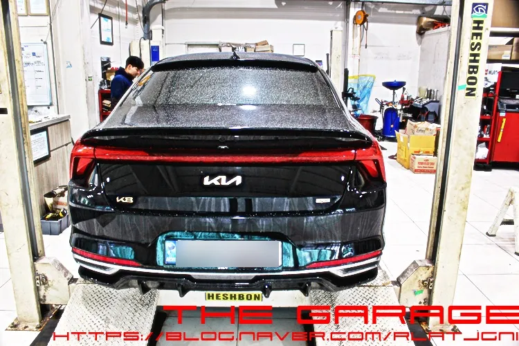 Kia K8のホイールリペア・塗装事例 施工写真 2