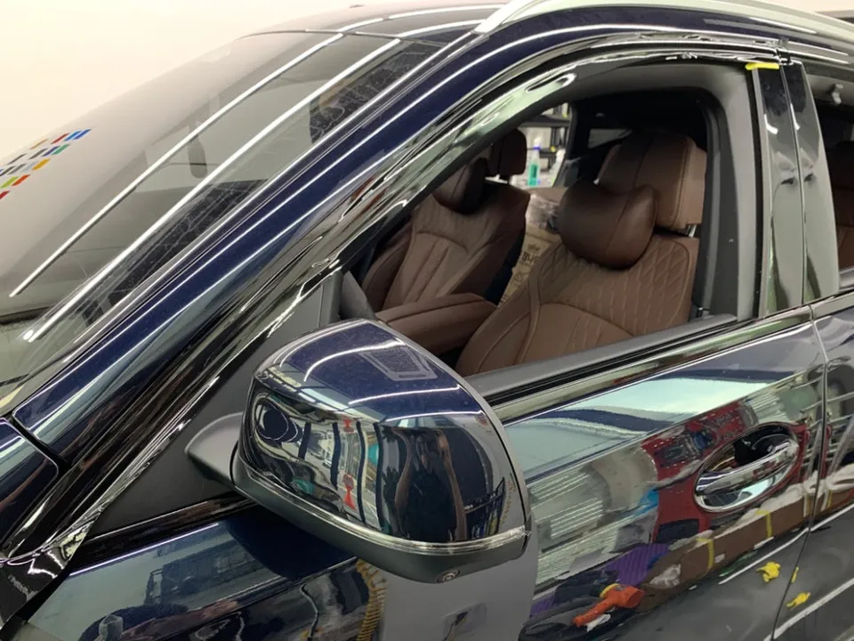 BMW X6 カーラッピング事例｜クロームパーツのイメージチェンジ 施工写真 1-3