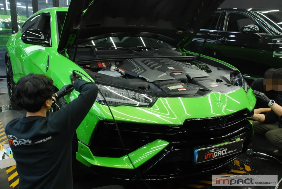 Lamborghini Urus PPF施工事例｜費用目安と仕上がり 施工写真 1-3