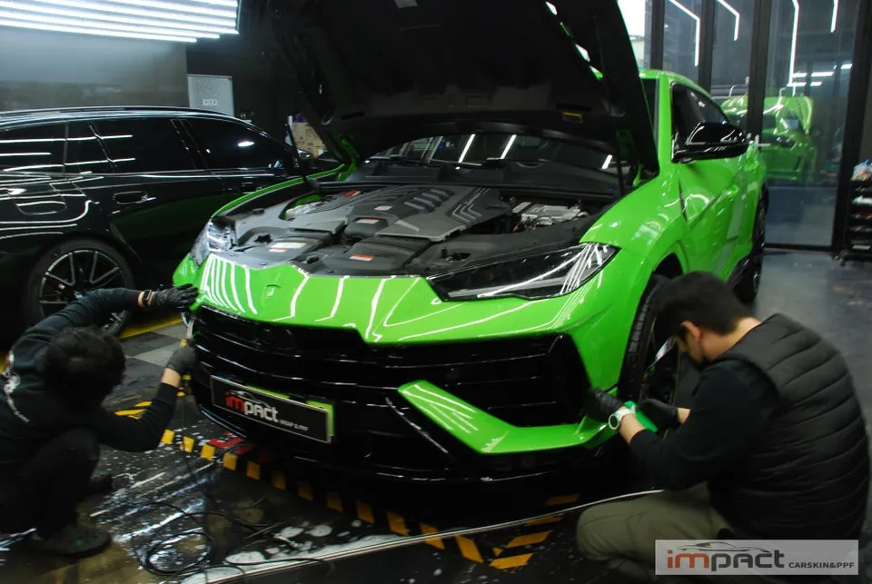 Lamborghini Urus PPF施工事例｜費用目安と仕上がり 施工写真 2-3