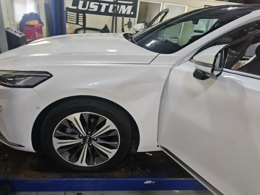 Kia K8 lighting upgrade installation result
