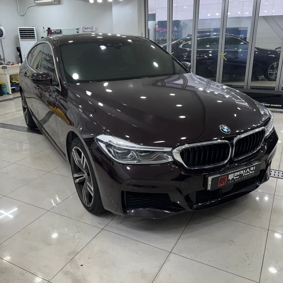 BMW 6 Series GTのカーラッピング事例 施工写真 2
