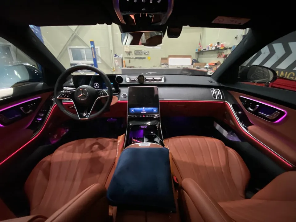 Mercedes-Benz S-Class W223 ambient lighting - Mercedes-Benz S-Class Ambient Lighting Review — Enhanced Interior photo 3