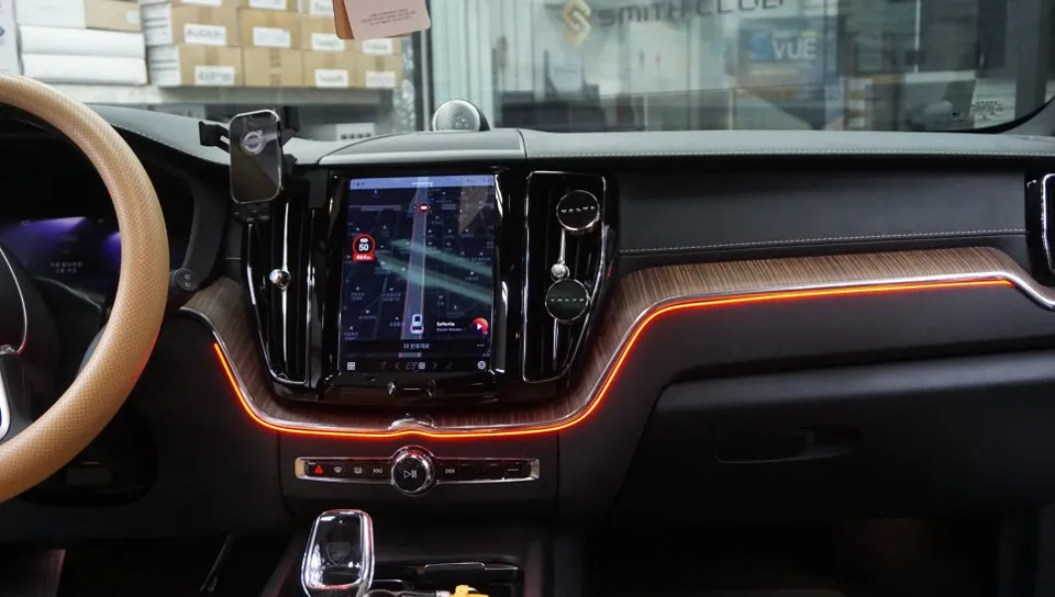 Volvo XC60 ambient lighting - Volvo XC60 Ambient Lighting Review — 180 Moving Modes Transform I photo 6