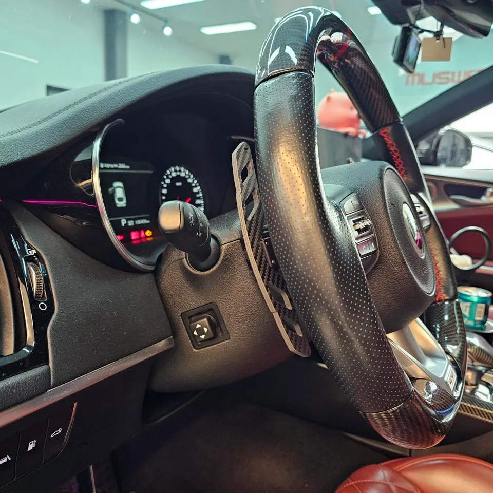 Kia Stinger Meister steering wheel - Kia Stinger Steering Wheel Customization Review photo 7