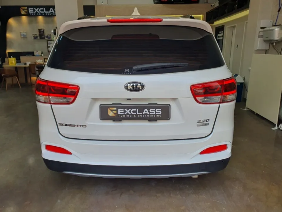 Kia Sorento UM Lighting Upgrade Review — Enhanced Rear Design Before