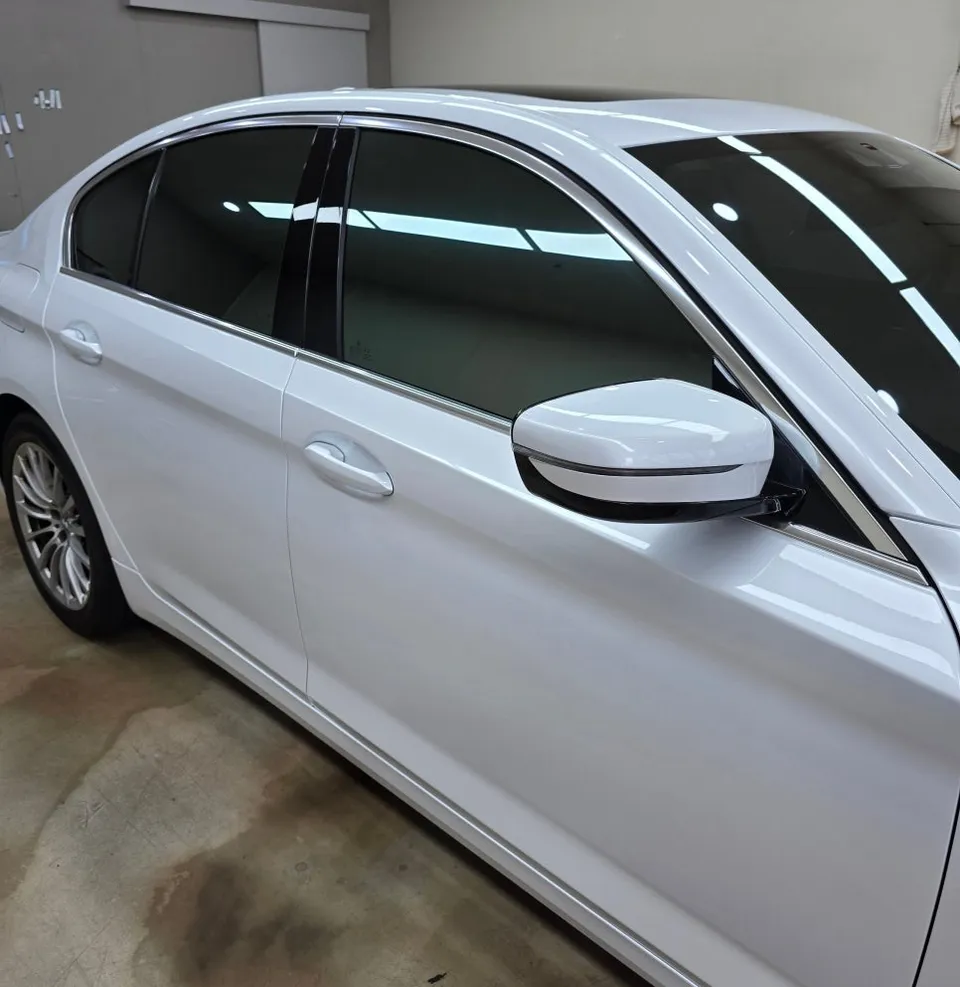 BMW 5 Series G30 カーラッピング事例|HANYAフィルム 施工写真 3-2