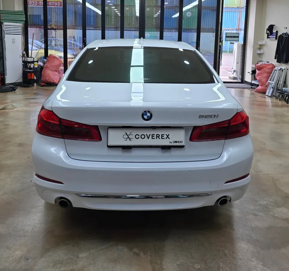 BMW 5 Series G30 カーラッピング事例|HANYAフィルム 施工写真 2-3