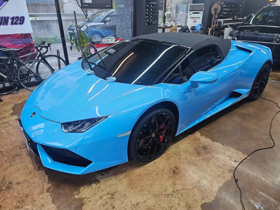 Lamborghini Huracán PPF施工事例：費用目安と仕上がり 施工写真 2-2