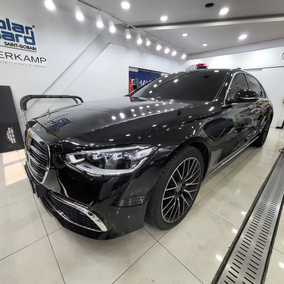 Mercedes-Benz S-Class vinyl wrap - Mercedes-Benz S-Class Vinyl Wrap Review: Satin Black photo 4