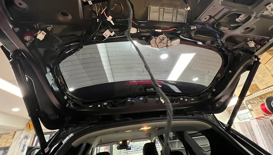 Hyundai Santa Fe TM oem options - Hyundai Santa Fe TM Power Liftgate Retrofit Review photo 5