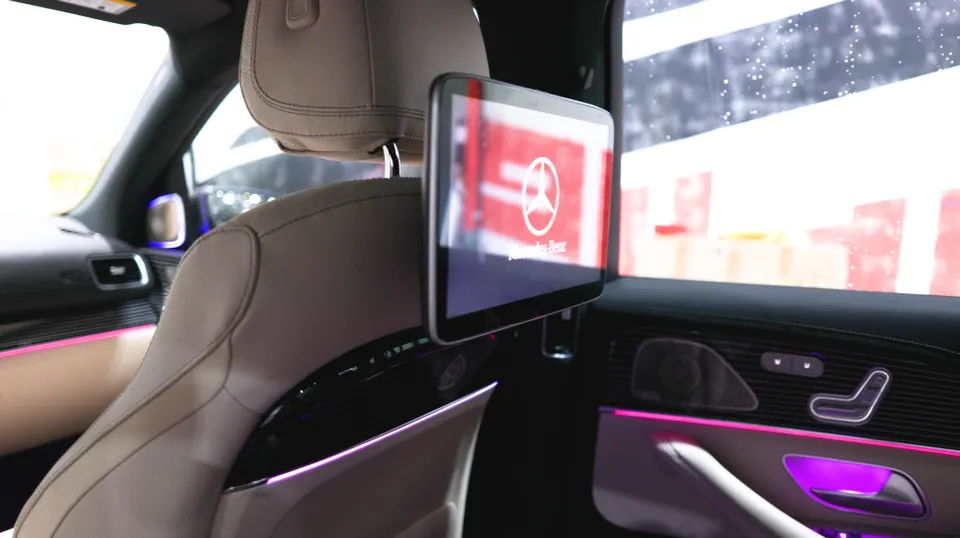 Mercedes-Benz GLS X167 oem options - Mercedes-Benz GLS Rear Monitor Installation Review photo 4